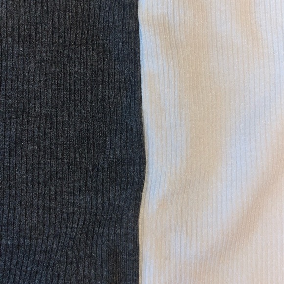 Asymmetrical gray and white crop top - Picture 3 of 6